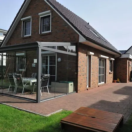 Holiday home Strandmuschel Schonberger Strand