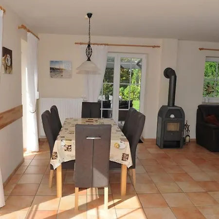 Holiday home Strandmuschel Schonberger Strand